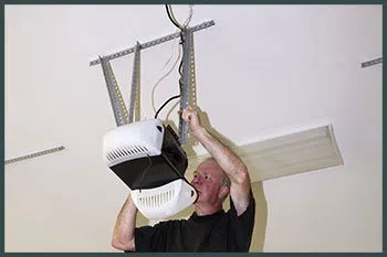 Two Guys Garage Doors Bothell, WA 425-458-3306 - serv-cont-open-gr-43m